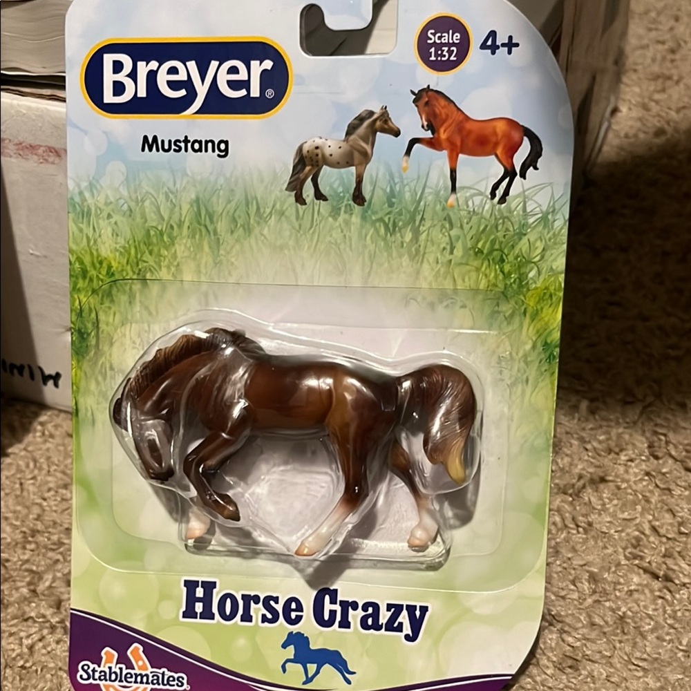 Breyer Stablemate Mustang. #97244. circa 2019